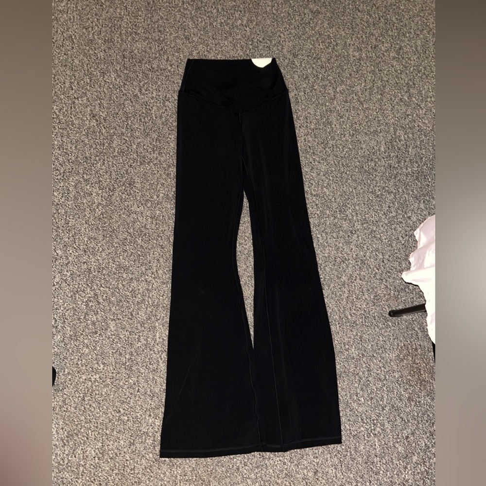 OFFLINE By Aerie Real Me High Waisted Crossover Flare Legging